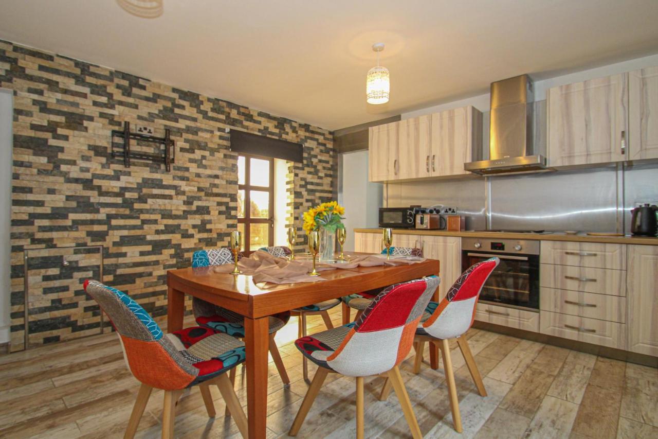 Deluxe Apartment Lanark Eksteriør bilde